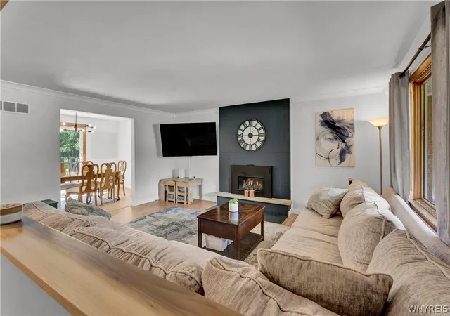 Photo 4 of Single family home for sale at 6438 Engel Dr, Hamburg, NY 14075 | MLS# B1714869 | Listing updated on 2026-09-15