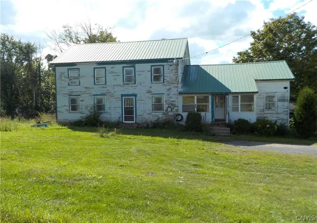 Photo 1 of Sale Pending at 8121 Dog Harbor Rd, Baldwinsville, NY 13027 | MLS# S1714885 | Listing updated on 2026-09-15