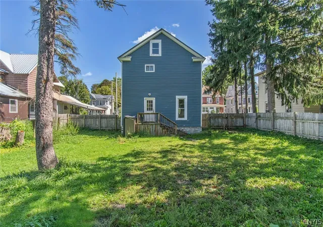 Photo 3 of Single family home for sale at 123 N Pleasant St, Watertown, NY 13601 | MLS# S1714847 | Listing updated on 2026-09-15
