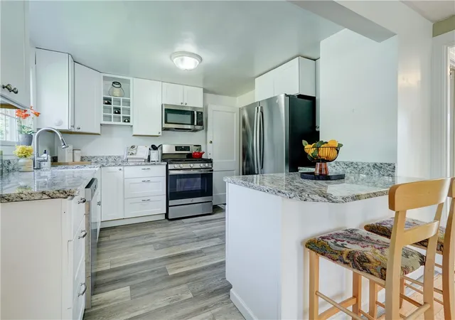 Photo 4 of Single family home for sale at 100 Meadowbrook Rd, Rochester, NY 14620 | MLS# R1713720 | Listing updated on 2026-09-16