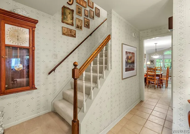 Photo 4 of Single family home for sale at 25 Timberlake Dr, Orchard Park, NY 14127 | MLS# B1711552 | Listing updated on 2026-09-15