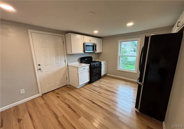 Listing Photo 4 - Condo for sale in building located at 211 Ulster St, Syracuse, NY 13204