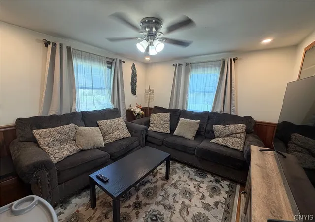 Photo 4 of Single family home for sale at 177 Merritt Ave, Syracuse, NY 13207 | MLS# S1714697 | Listing updated on 2026-09-15