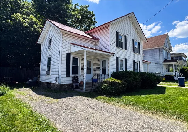 Listing Photo 4 - Condo for sale in building located at 88-90 Ctr St, Oneonta, NY 13820