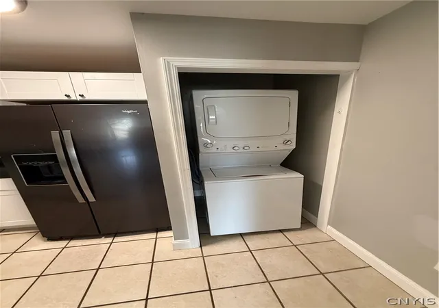 Photo 3 of Single family home for sale at 69 Lake Ave, Auburn, NY 13021 | MLS# S1715006 | Listing updated on 2026-09-15