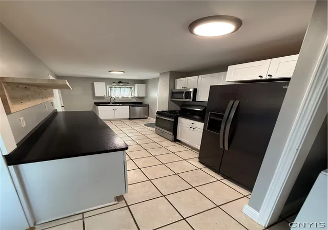 Photo 3 of Single family home for sale at 69 Lake Ave, Auburn, NY 13021 | MLS# S1715006 | Listing updated on 2026-09-15