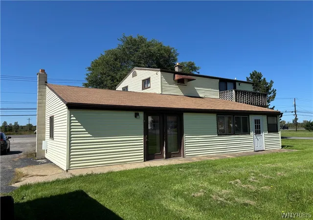 Photo 3 of Single family home for sale at 6603 S Transit Rd, Lockport, NY 14094 | MLS# B1714266 | Listing updated on 2026-09-15