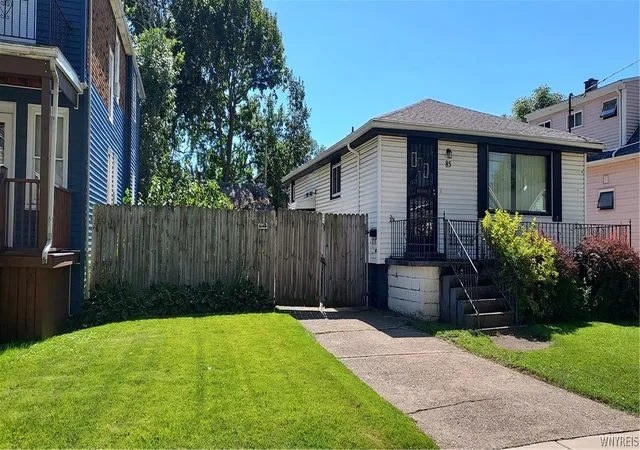 Photo 3 of Single family home for sale at 85 Amber St, Buffalo, NY 14220 | MLS# B1714010 | Listing updated on 2026-09-15