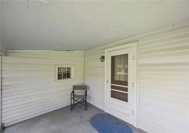 Photo 4 of Single family home for sale at 212 E Genesee St, Clyde, NY 14433 | MLS# R1714049 | Listing updated on 2026-09-15