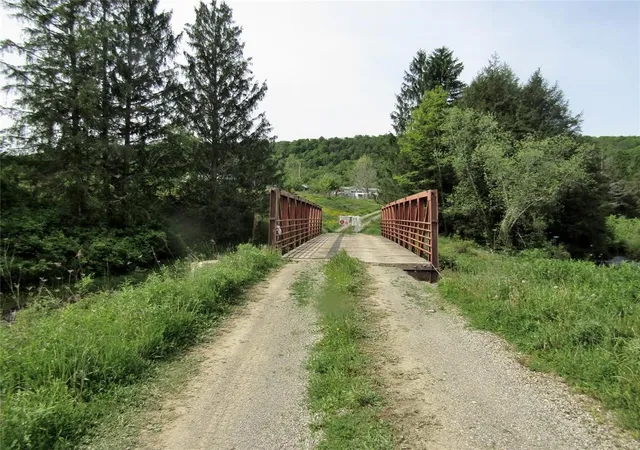 Photo 4 of Single family home for sale at 539 State Route 38b, Endicott, NY 13760 | MLS# R1715022 | Listing updated on 2026-09-16