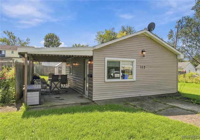 Single family home for sale at 117 Worthy Ave, Medina, NY 14103 | MLS# B1715031