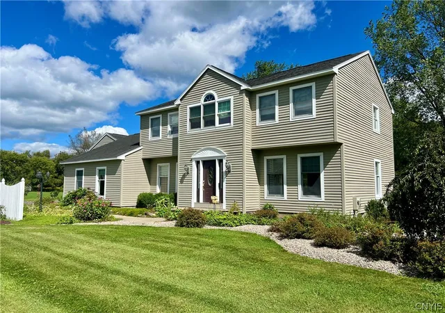 Photo 2 of Single family home for sale at 958 Limerick Ln, Homer, NY 13077 | MLS# S1714765 | Listing updated on 2026-09-17