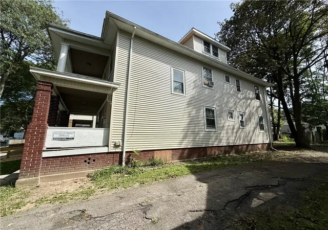 Photo 3 of Multi family home for sale at 115 117 Ave B, Rochester, NY 14621 | MLS# R1713379 | Listing updated on 2026-09-16