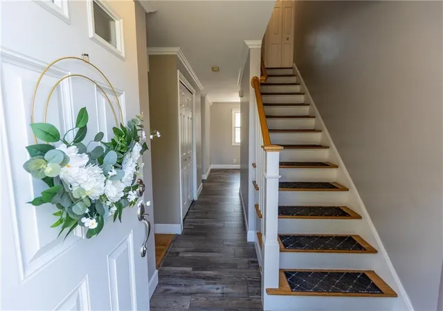 Photo 3 of Single family home for sale at 260 Ballad Ave, Rochester, NY 14626 | MLS# R1714277 | Listing updated on 2026-09-16
