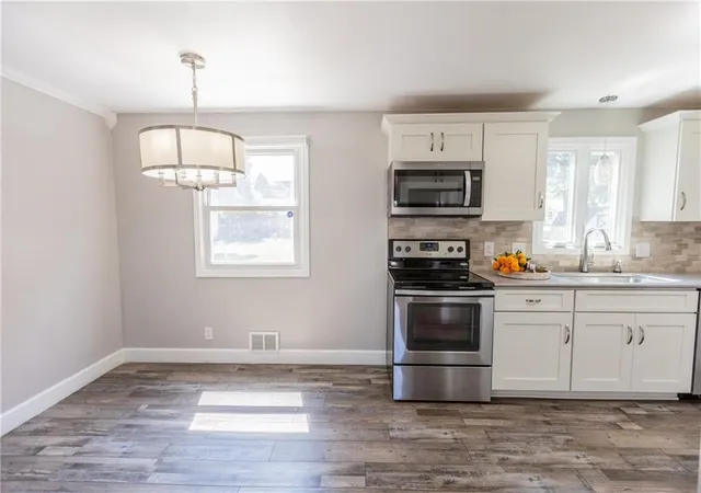 Photo 4 of Single family home for sale at 260 Ballad Ave, Rochester, NY 14626 | MLS# R1714277 | Listing updated on 2026-09-16