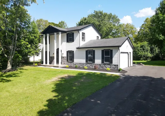 Photo 3 of Single family home for sale at 363 Avalon Dr, Rochester, NY 14618 | MLS# R1715179 | Listing updated on 2026-09-16