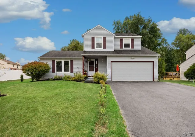 Photo 1 of Single family home for sale at 6000 Hebrides Trl, Cicero, NY 13039 | MLS# S1711469 | Listing updated on 2026-09-16