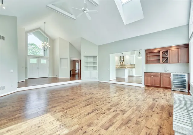 Photo 3 of Single family home for sale at 31 Chatham, Pittsford, NY 14534 | MLS# R1704228 | Listing updated on 2026-09-16