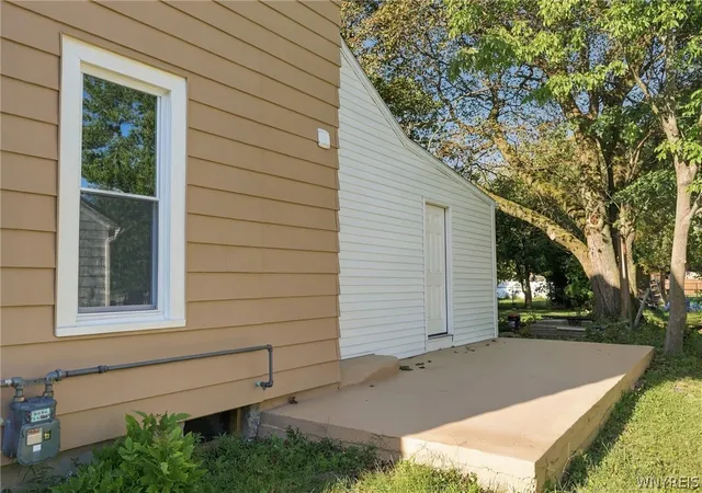 Photo 4 of Single family home for sale at 148 Prospect St, Fredonia, NY 14063 | MLS# B1714862 | Listing updated on 2026-09-16