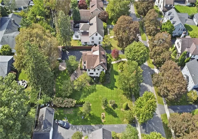 Photo 3 of Single family home for sale at 271 San Gabriel Dr, Rochester, NY 14610 | MLS# R1714489 | Listing updated on 2026-09-16
