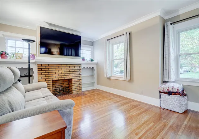 Photo 3 of Single family home for sale at 27 Biltmore Dr, Rochester, NY 14617 | MLS# R1714651 | Listing updated on 2026-09-16