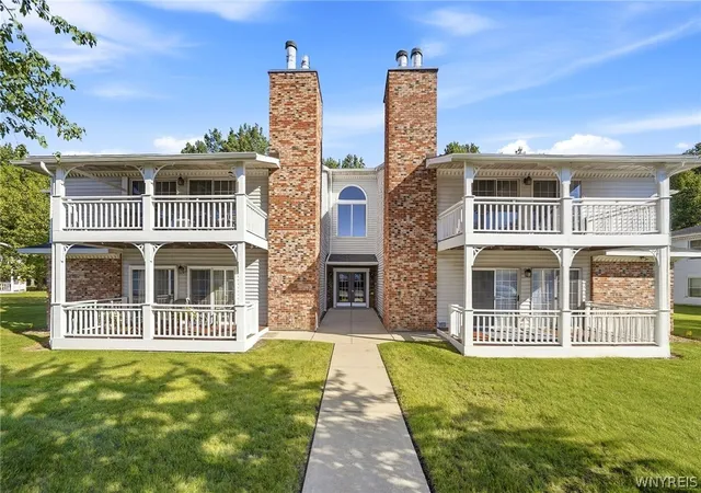 Condo for sale at 1085 Youngs Rd #G, Buffalo, NY 14221 | MLS# B1715157