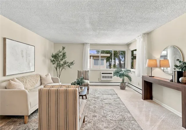 Photo 4 of Condo for sale at 907 Westage At The Harbor, Rochester, NY 14617 | MLS# R1713900 | Listing updated on 2026-09-16