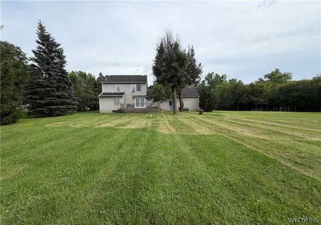 Photo 2 of Single family home for sale at 1335 Ridge Rd, Lewiston, NY 14092 | MLS# B1711679 | Listing updated on 2026-09-16