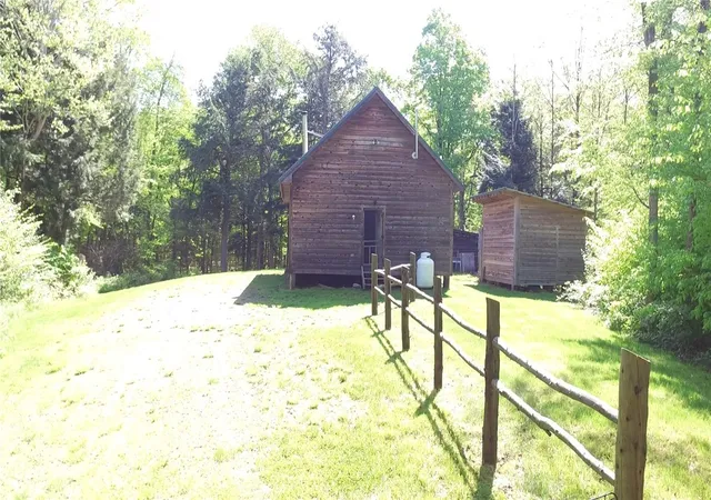 Single family home for sale at 207 Cherry Ln, German, NY 13040 | MLS# R1715143