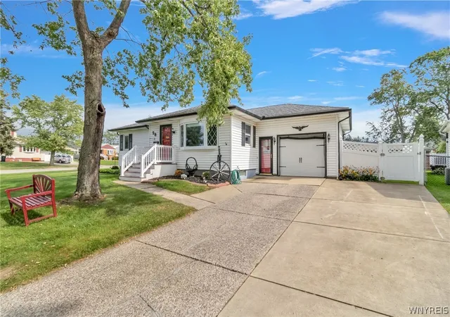 Photo 2 of Sale Pending at 58 Karen Dr, Tonawanda, NY 14150 | MLS# B1715651 | Listing updated on 2026-09-25