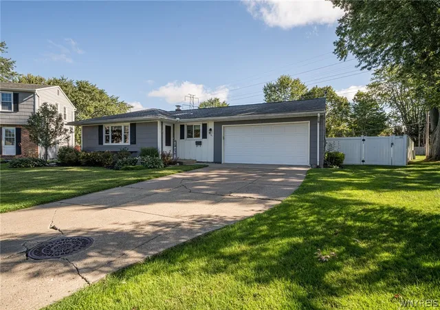 Photo 3 of Single family home for sale at 1481 Jamaica, North Tonawanda, NY 14120 | MLS# B1715841 | Listing updated on 2026-09-25