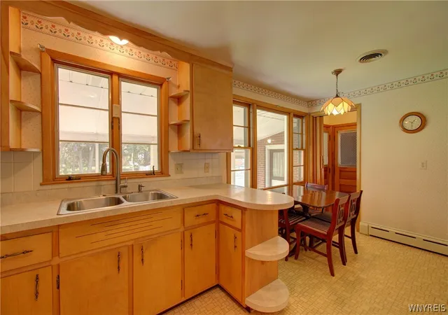 Photo 3 of Single family home for sale at 438 Robert Dr, North Tonawanda, NY 14120 | MLS# B1716704 | Listing updated on 2026-09-22