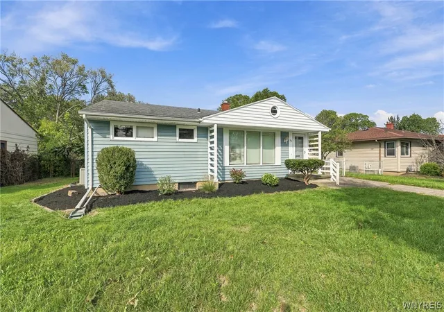 Photo 3 of Single family home for sale at 30 Wynnwood Ave, Tonawanda, NY 14150 | MLS# B1717225 | Listing updated on 2026-09-24