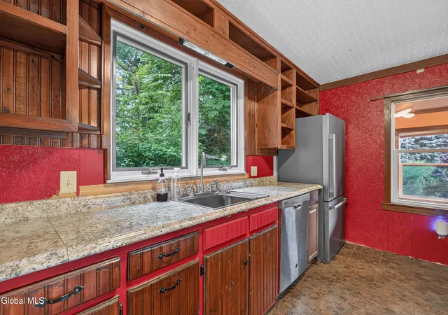 Photo 3 of Sale Pending at 317 Vley Rd, Schenectady, NY 12302 | MLS# 202623755 | Listing updated on 2026-09-10