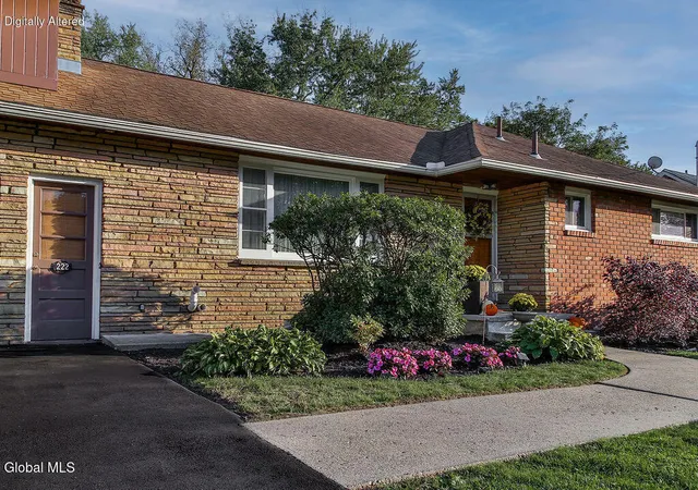 Photo 2 of Sale Pending at 222 Marshall Ave, Schenectady, NY 12304 | MLS# 202625206 | Listing updated on 2026-09-08