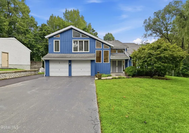 Photo 1 of Single family home for sale at 44 Westphal Dr, Delmar, NY 12054 | MLS# 202620506 | Listing updated on 2026-09-01