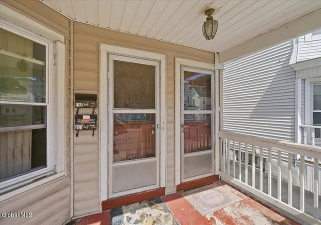 Photo 3 of House for sale at 131 Furman St, Schenectady, NY 12304 | MLS# 202620487 | Listing updated on 2026-09-17