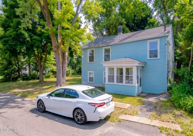 Photo 2 of Single family home for sale at 73 South St, Rensselaer, NY 12144 | MLS# 202619570 | Listing updated on 2026-09-01