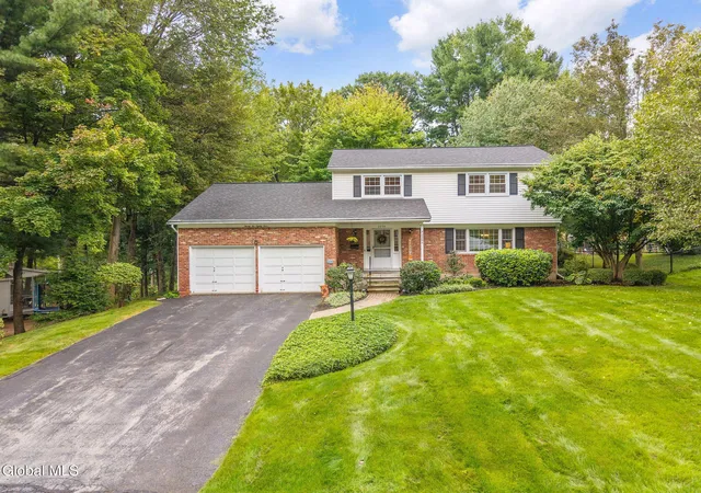 Photo 1 of Sale Pending at 2284 Pinehaven Dr, Schenectady, NY 12309 | MLS# 202626036 | Listing updated on 2026-09-30