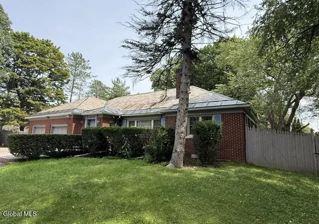Photo 2 of Single family home for sale at 183 Van Rensselaer Blvd, Albany, NY 12204 | MLS# 202621688 | Listing updated on 2026-09-15