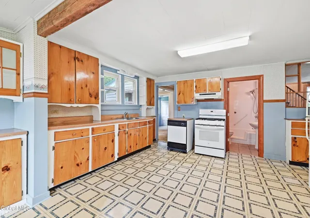 Photo 2 of Single family home for sale at 121 Mechanic St, Northville, NY 12134 | MLS# 202626366 | Listing updated on 2026-09-18