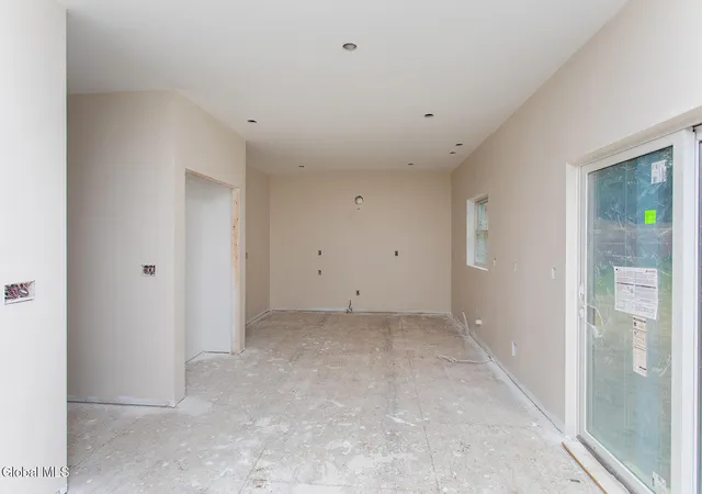 Photo 4 of Single family home for sale at 131 Hetcheltown Rd, Schenectady, NY 12302 | MLS# 202623551 | Listing updated on 2026-09-23