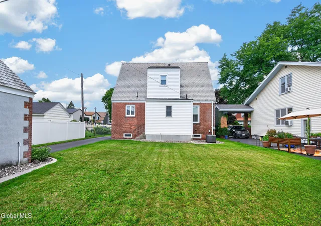 Photo 3 of Sale Pending at 1 Turner Pl, Albany, NY 12209 | MLS# 202623810 | Listing updated on 2026-09-08
