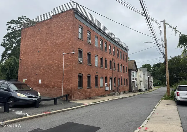 Photo 1 of Multi family home for sale at 4 River St, Schenectady, NY 12305 | MLS# 202625284 | Listing updated on 2026-09-28