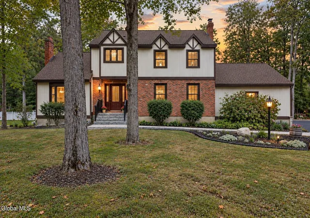 Photo 1 of Single family home for sale at 17 Bittersweet Ln, Clifton Park, NY 12065 | MLS# 202623918 | Listing updated on 2026-09-14