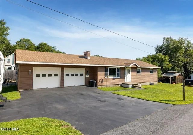 Photo 3 of Sale Pending at 4 Butler Dr, Corinth, NY 12822 | MLS# 202624031 | Listing updated on 2026-09-23
