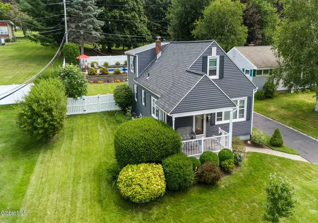 Photo 1 of Sale Pending at 181 Shaker Park Dr, Albany, NY 12211 | MLS# 202625677 | Listing updated on 2026-09-15