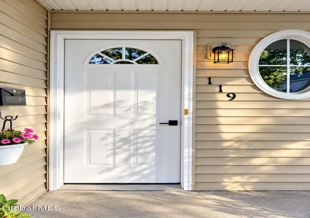 Photo 2 of Single family home for sale at 119 Homestead Ave, Albany, NY 12203 | MLS# 202623850 | Listing updated on 2026-10-01