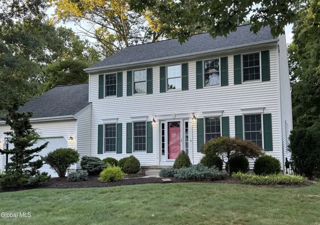 Photo 3 of Sale Pending at 71 Orchardview Dr, Halfmoon, NY 12065 | MLS# 202624293 | Listing updated on 2026-09-15