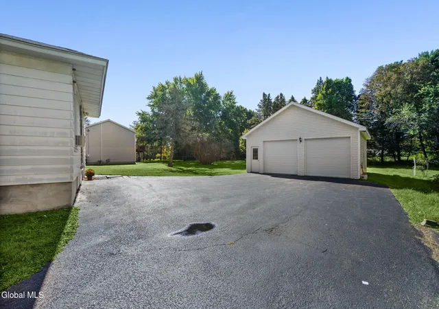 Photo 3 of Sale Pending at 116 Seaman Ave, Castleton On Hudson, NY 12033 | MLS# 202626264 | Listing updated on 2026-09-22